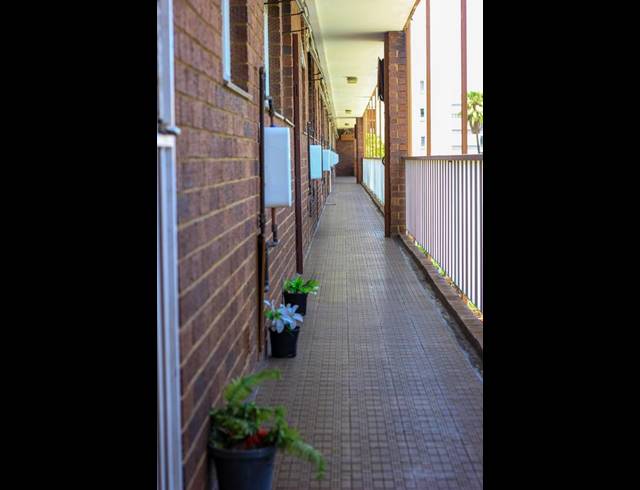 3 BEDROOM APARTMENT FOR SALE IN SUNNYSIDE